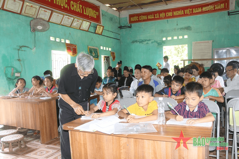 Giữ gìn bản sắc dân tộc Thái ở Chiềng Đông