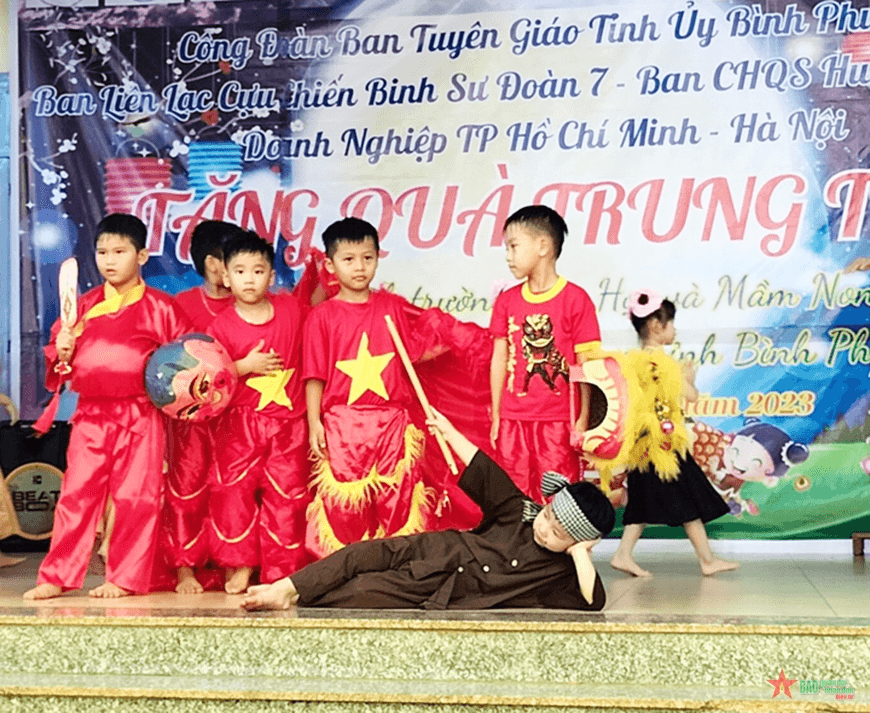 Chăm lo Trung thu cho con em công nhân