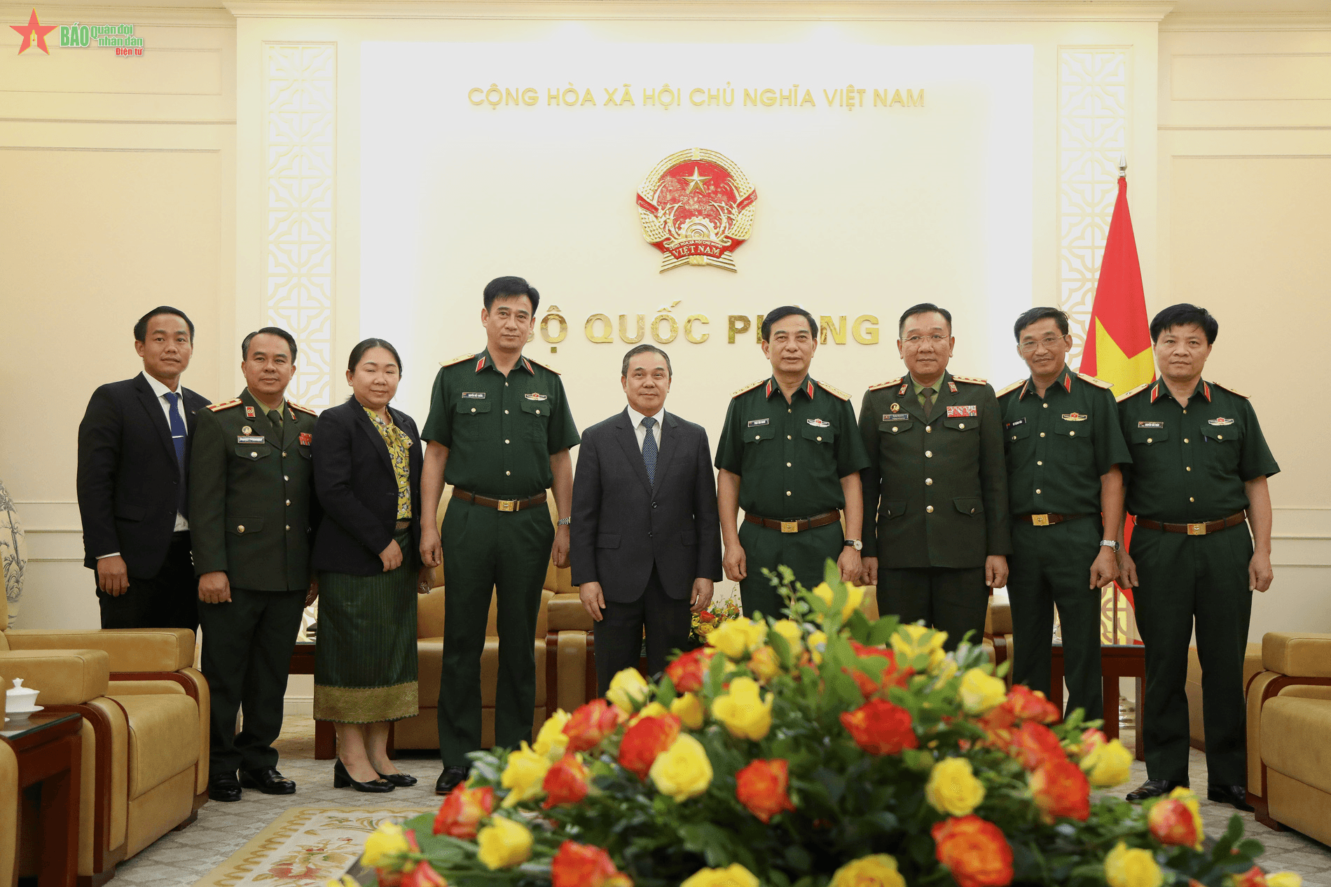 Đại tướng Phan Văn Giang tiếp Đại sứ Lào tại Việt Nam