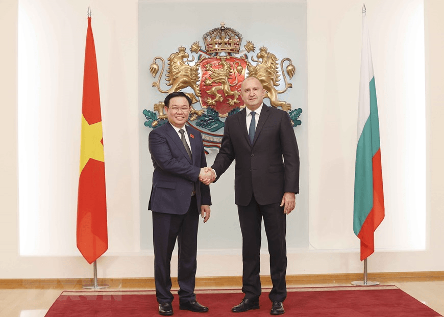 Chủ tịch Quốc hội Vương Đình Huệ hội kiến Tổng thống Bulgaria Rumen Radev
