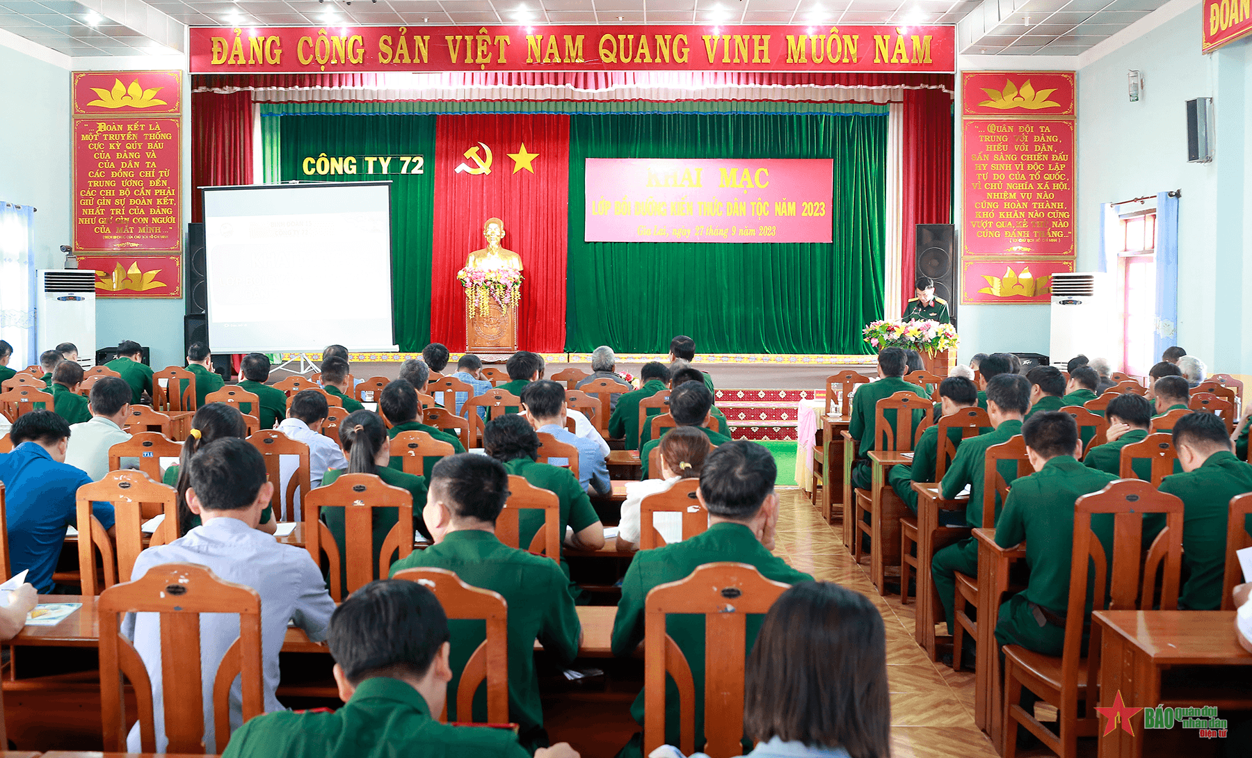 Binh đoàn 15:  Hơn 100 cán bộ, nhân viên Công ty 72 tham gia lớp bồi dưỡng kiến thức dân tộc