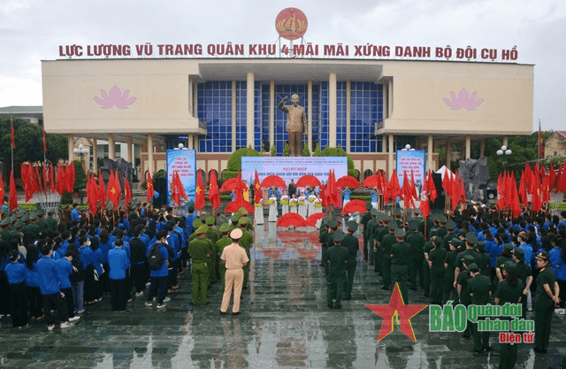 Ngày hội “Thanh niên quân đội với văn hóa giao thông” năm 2023
