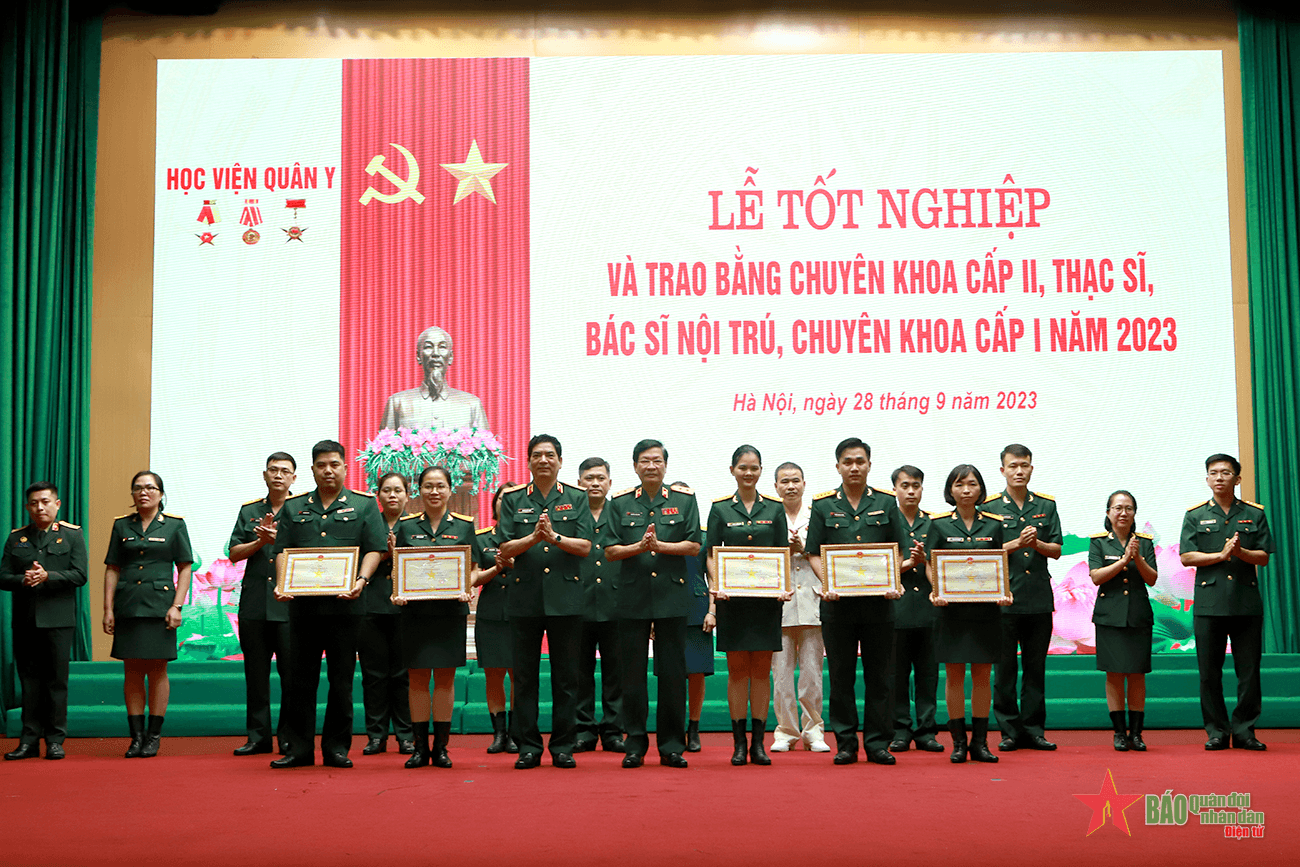 Học viện Quân y tổ chức Lễ tốt nghiệp và trao bằng chuyên khoa cấp II, thạc sĩ, bác sĩ nội trú, chuyên khoa cấp I năm 2023.