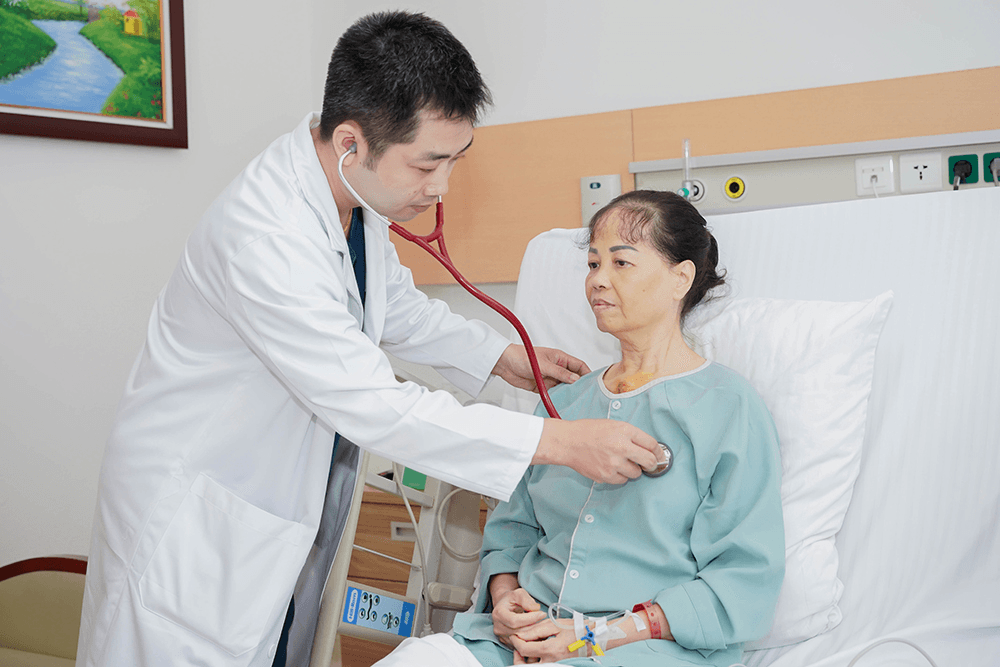 “5 phút vàng” hồi sinh bệnh nhân vỡ tim, 2 lần chết lâm sàng