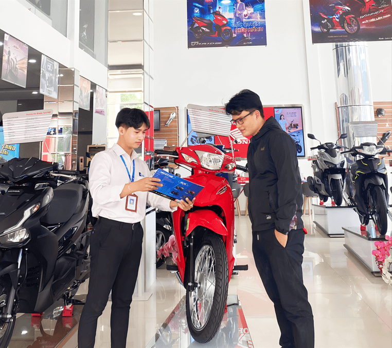 Mcredit ưu đãi trả góp chỉ từ 747.000 đồng/ tháng cho khách hàng mua xe máy Honda