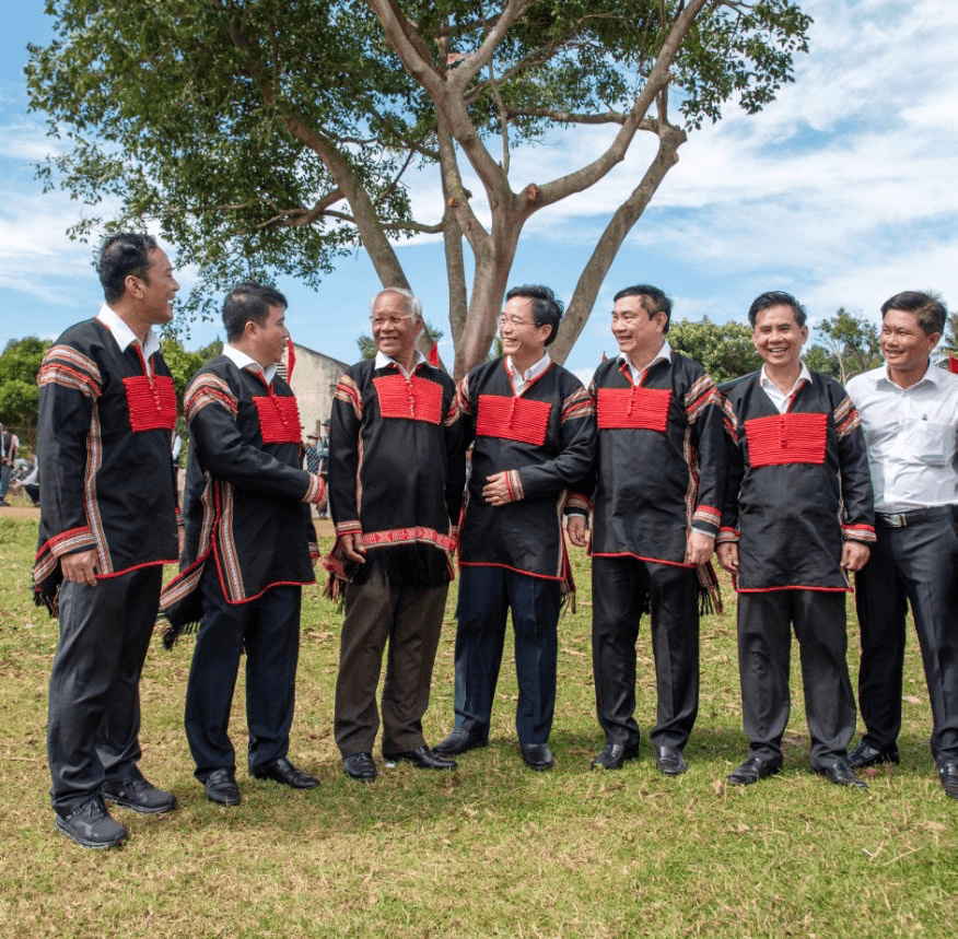 Nâng cao hiệu lực, hiệu quả quản lý nhà nước về công tác dân tộc từ việc quan tâm chăm lo người có uy tín trong đồng bào dân tộc thiểu số