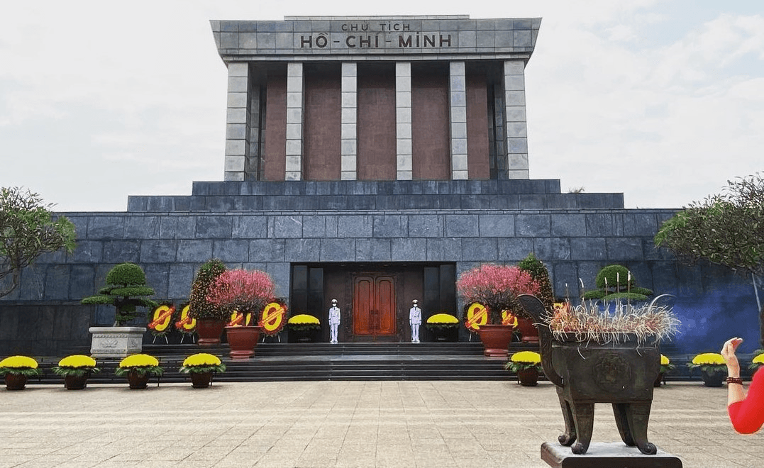 Lấy ý kiến dự thảo đề nghị xây dựng Pháp lệnh về giữ gìn lâu dài thi hài và quản lý Lăng Chủ tịch Hồ Chí Minh