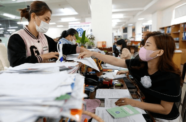 Những đối tượng nào sắp được cải cách tiền lương theo Nghị quyết 27?