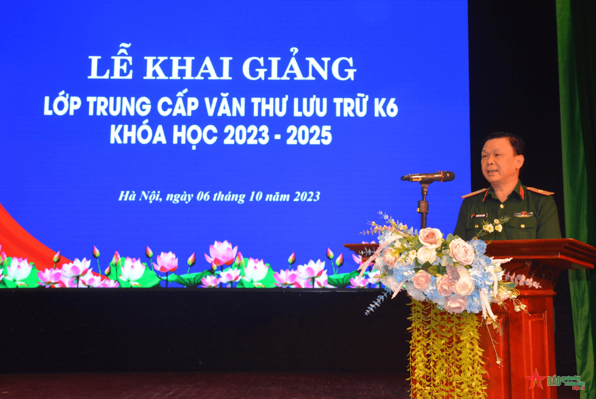 Khai giảng lớp Trung cấp văn thư lưu trữ K6 khóa học 2023-2025