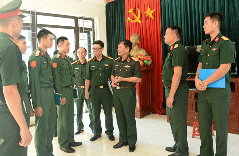 Xây dựng trận địa tư tưởng lực lượng vũ trang Thủ đô vững chắc