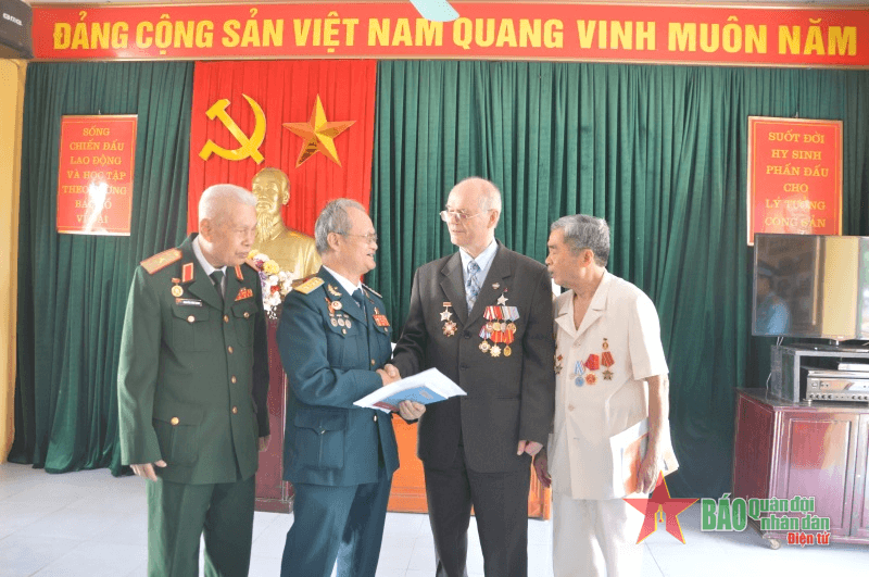 “Cẩm nang xạ kích” diệt máy bay địch