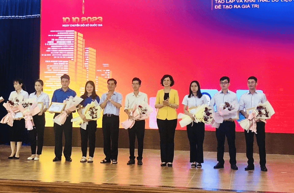 Bình Phước sôi nổi các hoạt động thi tìm hiểu về chuyển đổi số, tiêu dùng số