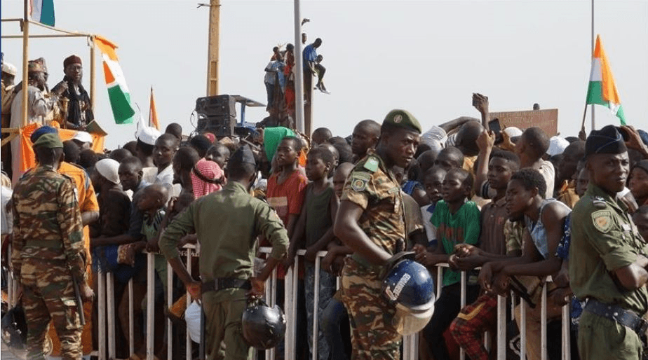Mỹ cắt viện trợ cho Niger