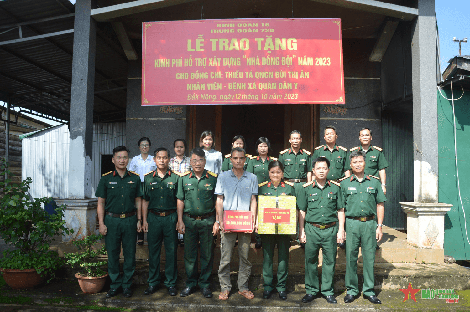 Binh đoàn 16, bàn giao kinh phí hỗ trợ xây dựng “Nhà đồng đội”