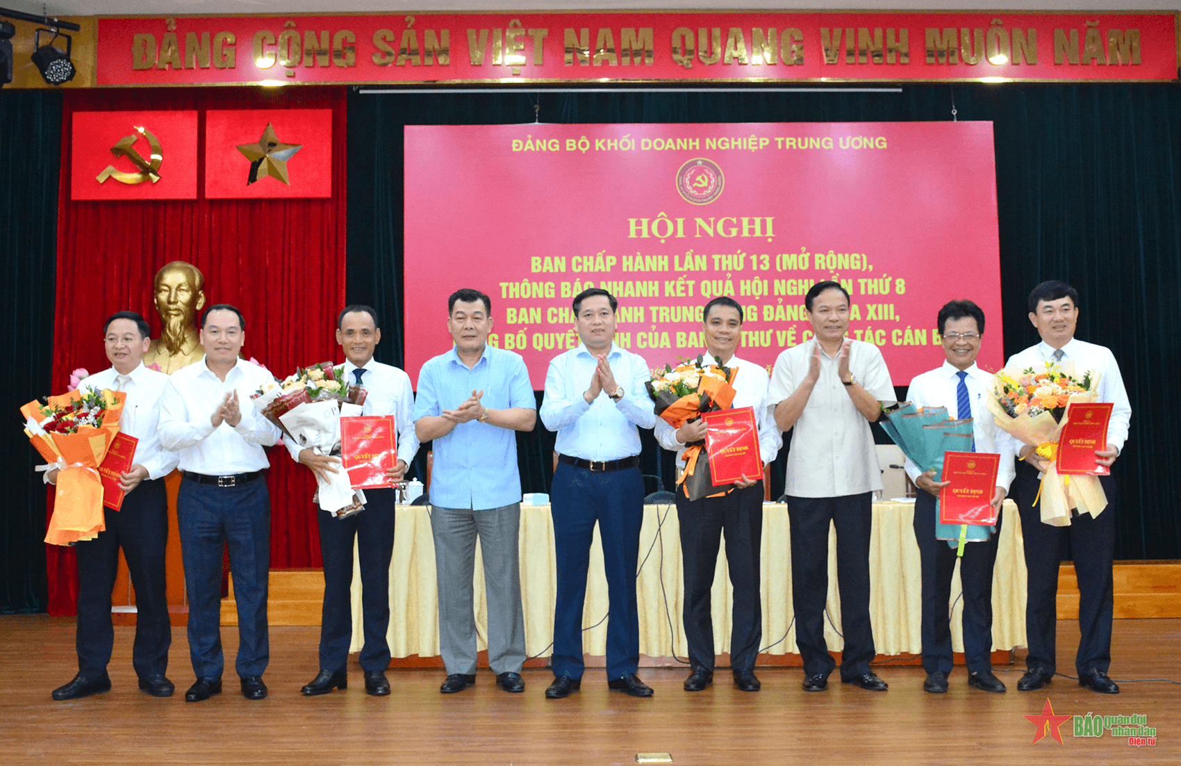 Đảng ủy Khối doanh nghiệp Trung ương thông báo nhanh kết quả Hội nghị Trung ương 8 khóa XIII