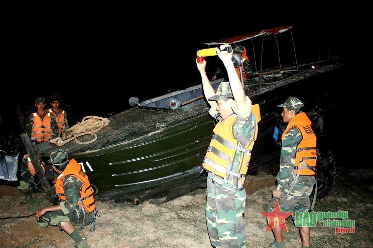 Quân khu 5 sẵn sàng lực lượng, phương tiện ứng phó mưa lũ