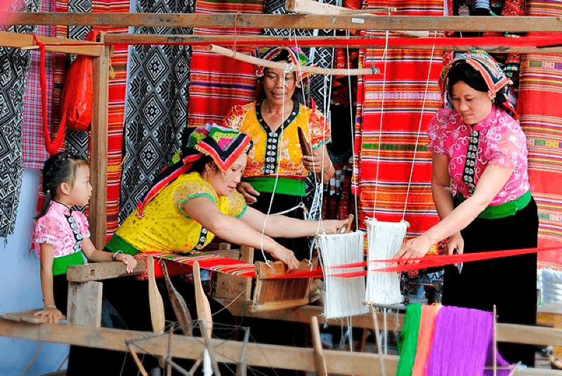 Hỏi-Đáp pháp luật: Điều kiện vay vốn đối với hộ kinh doanh tại vùng đồng bào dân tộc thiểu số và miền núi giai đoạn 2021- 2030?