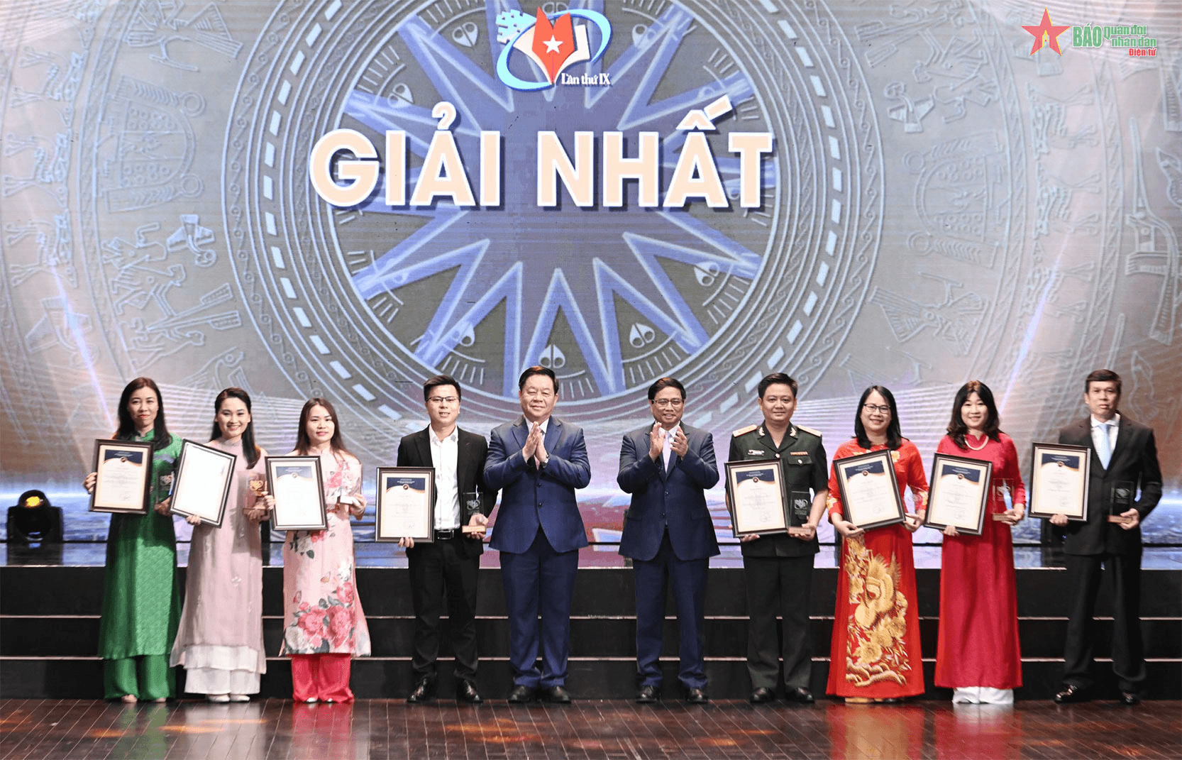 Bản tin thời sự tổng hợp tuần: Không ngừng đổi mới, sáng tạo về phương thức thông tin đối ngoại