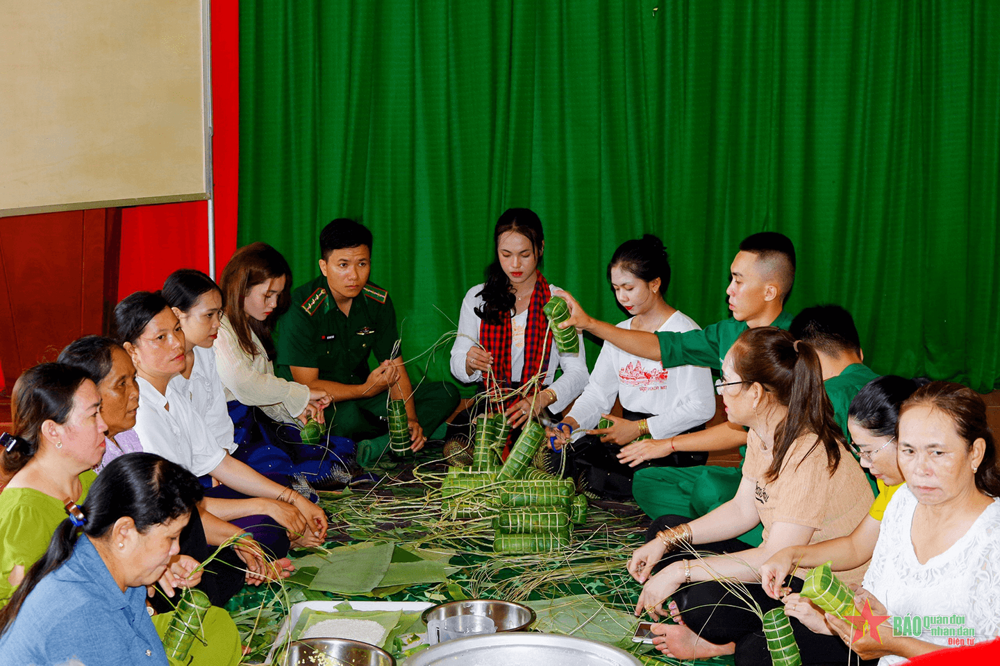 Đầm ấm Lễ Sene Dolta của đồng bào Khmer
