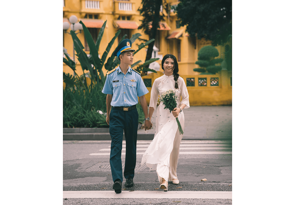 Yêu anh chẳng ngại đường xa