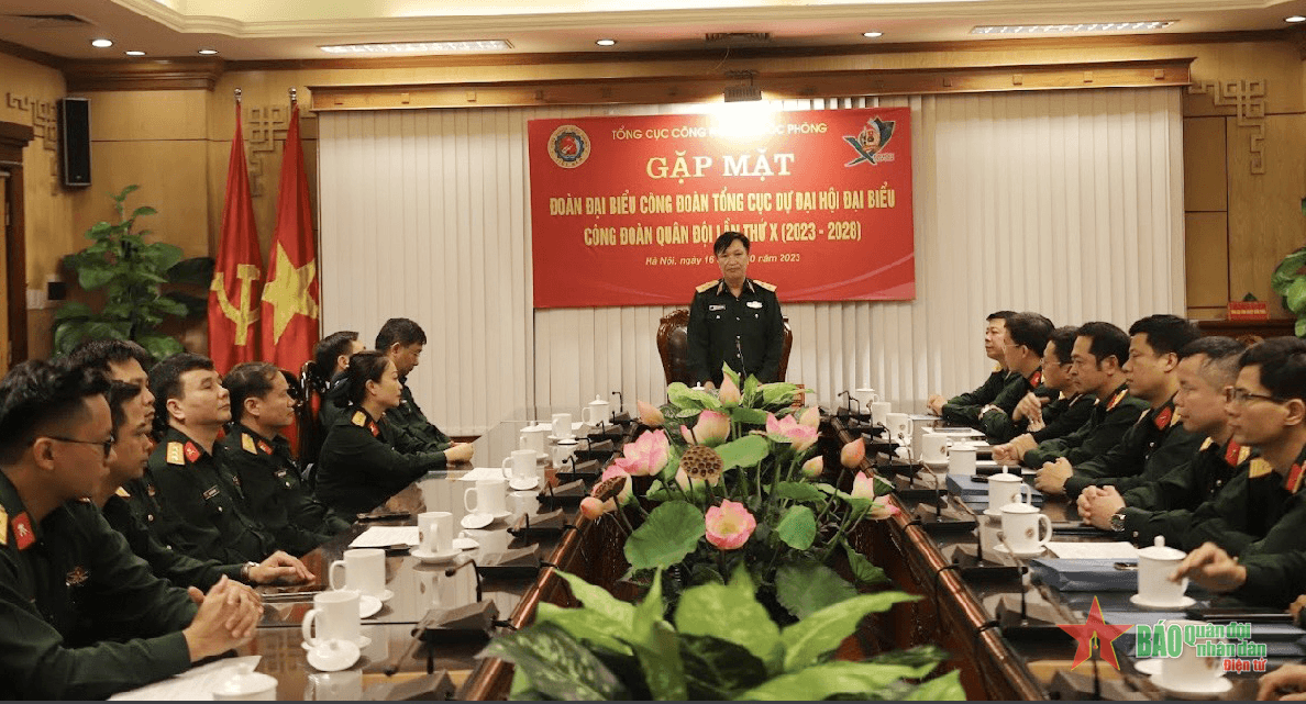 Trung tướng Nguyễn Mạnh Hùng gặp mặt, giao nhiệm vụ cho Đoàn đại biểu Công đoàn Tổng cục Công nghiệp quốc phòng