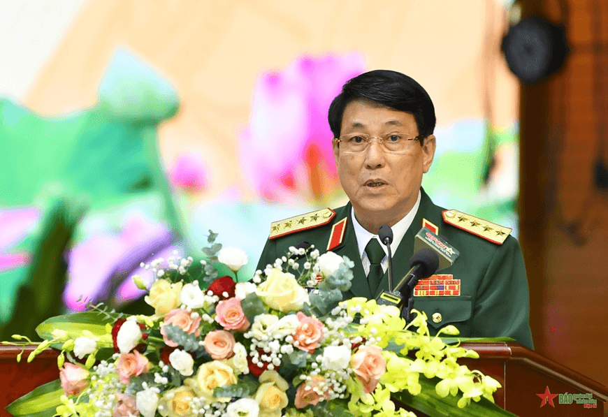 Chăm lo xây dựng, đào tạo, bồi dưỡng đội ngũ cán bộ công đoàn có trình độ chuyên môn nghiệp vụ tốt, tay nghề giỏi và uy tín cao (*)