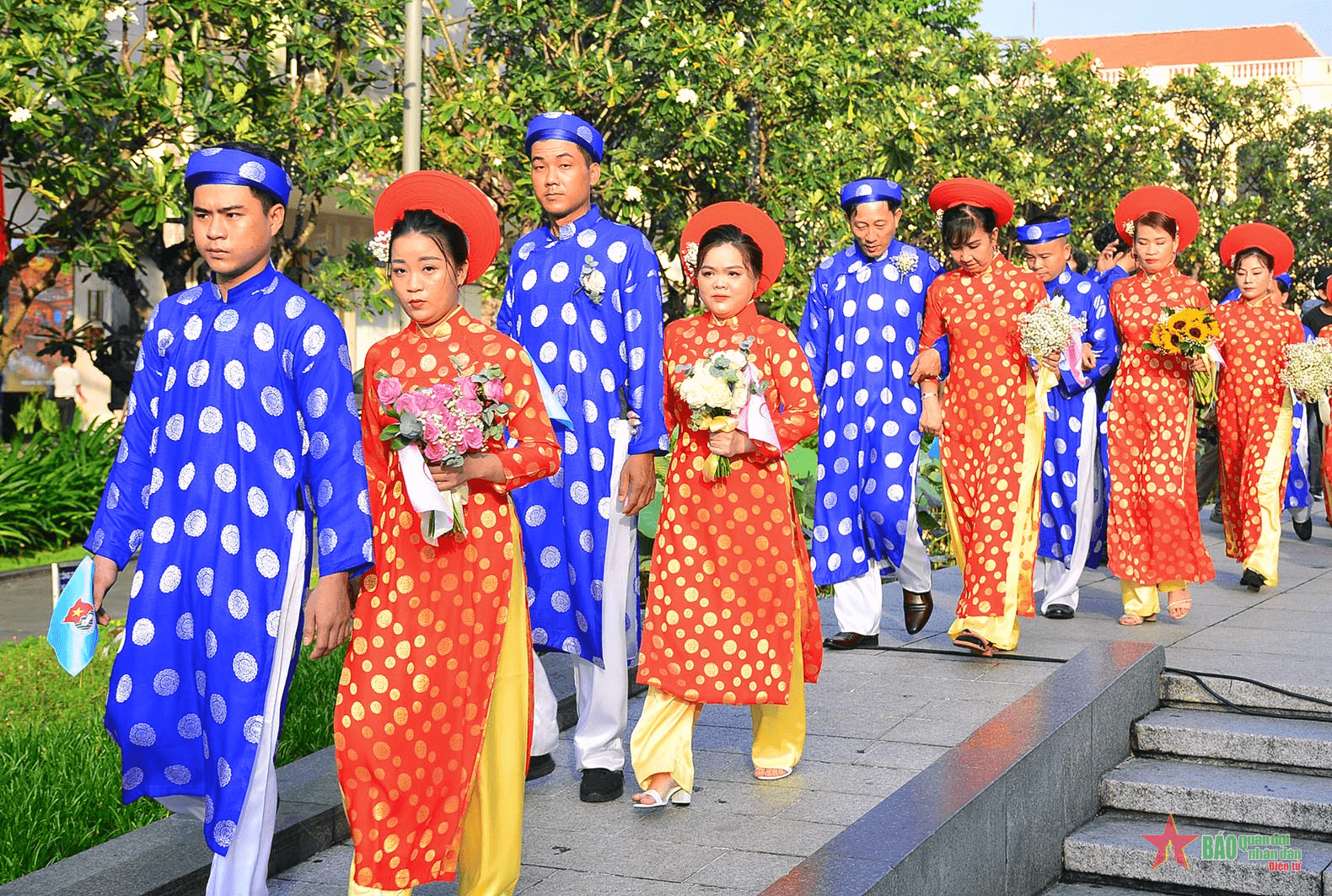 Lễ cưới tập thể cho 82 cặp đôi thanh niên tại TP Hồ Chí Minh