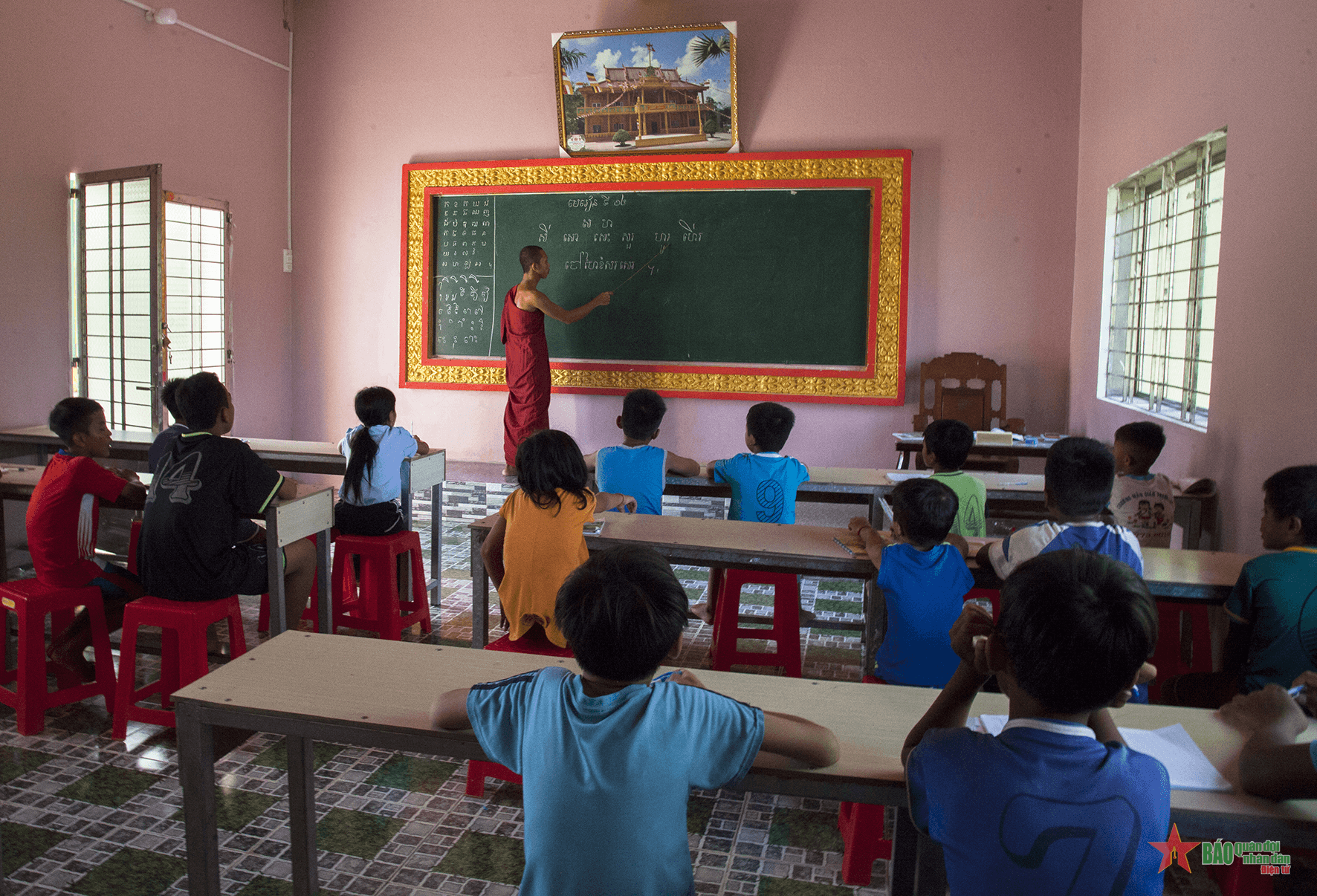 Kiên Giang chú trọng phát triển giáo dục trong vùng đồng bào Khmer