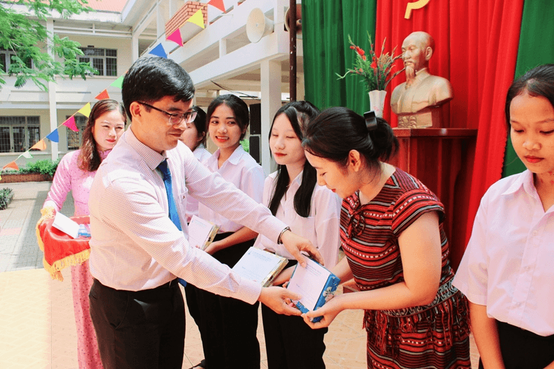 Hỏi-Đáp pháp luật: Nội dung, mức chi đào tạo dự bị đại học, đại học và sau đại học