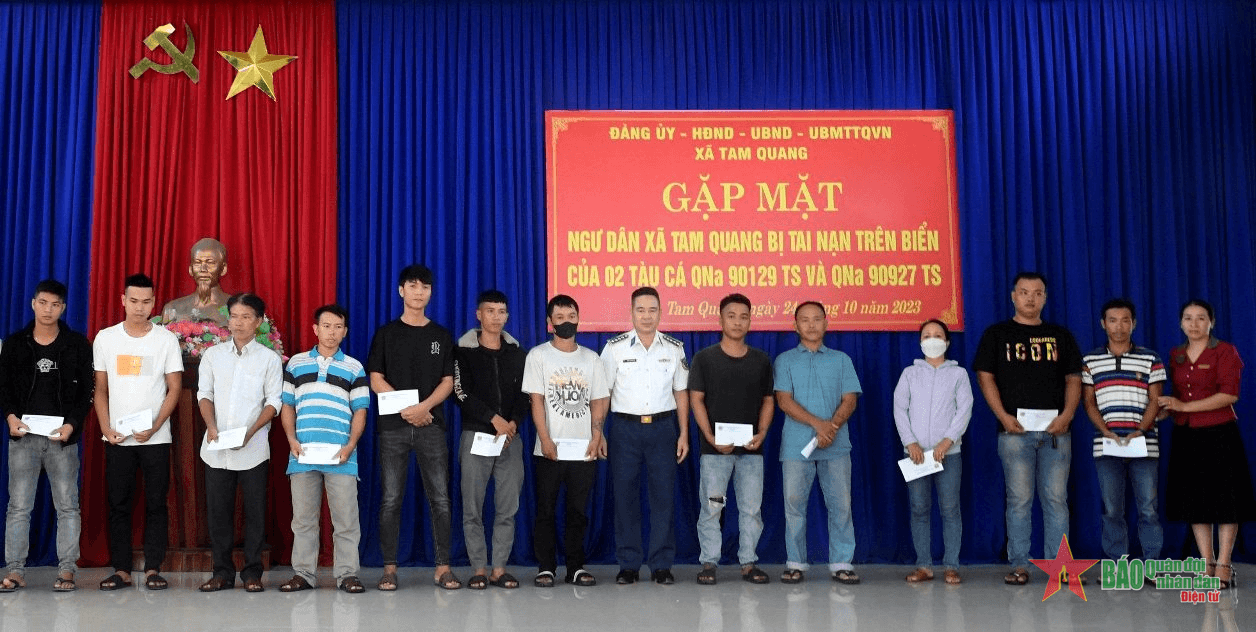 Hải đoàn 21, Vùng Cảnh sát biển 2 hỗ trợ ngư dân gặp nạn trên biển
