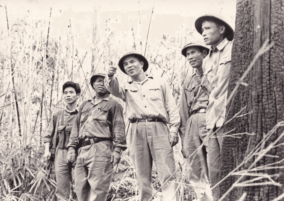 Đại tướng Đoàn Khuê - Nhà chính trị, quân sự song toàn