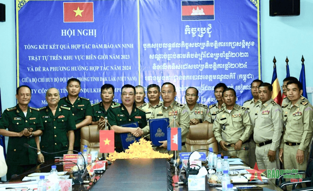Bộ đội Biên phòng tỉnh Đắk Lắk và Ty Công an tỉnh Mondulkiri tổng kết hợp tác đảm bảo an ninh trật tự năm 2023