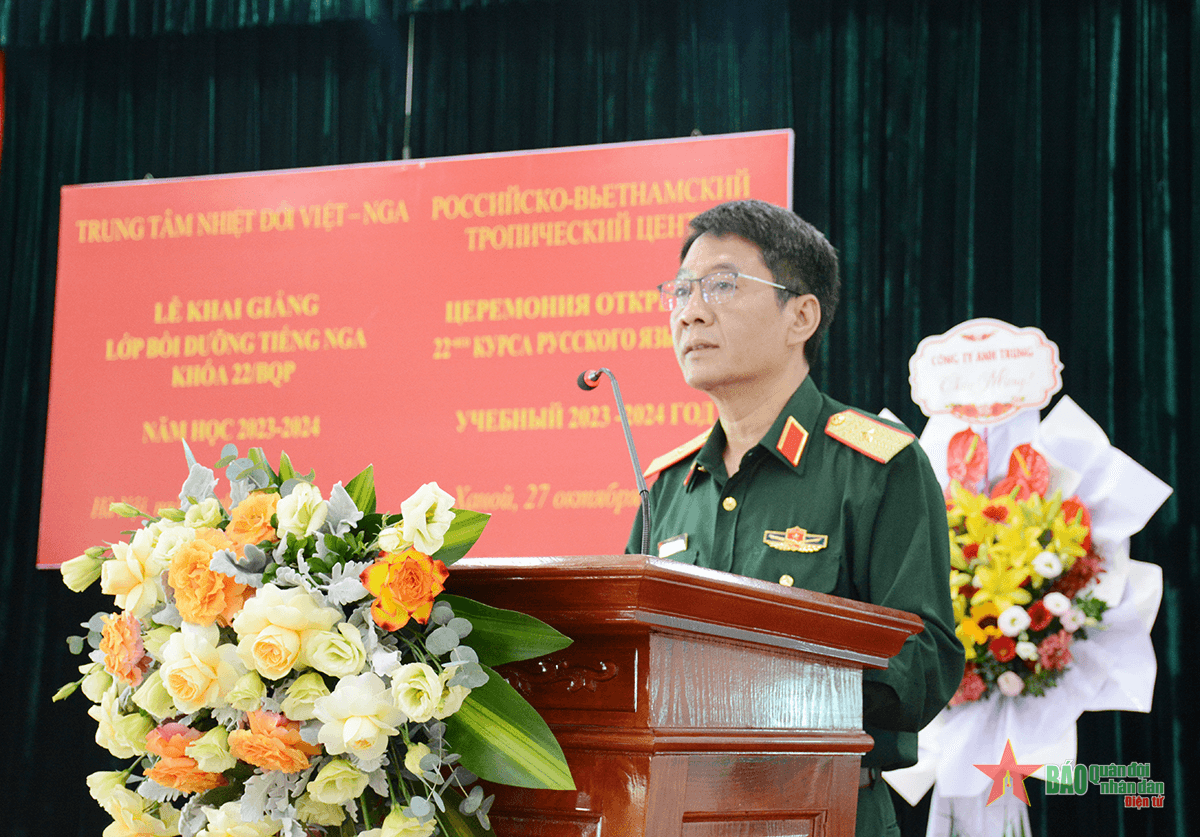 Khai giảng lớp bồi dưỡng tiếng Nga tại Trung tâm Nhiệt đới Việt - Nga