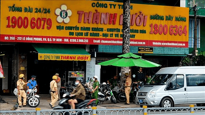 Xe khách Thành Bưởi ngưng hoạt động, TP Hồ Chí Minh tăng cường phương tiện hỗ trợ hành khách
