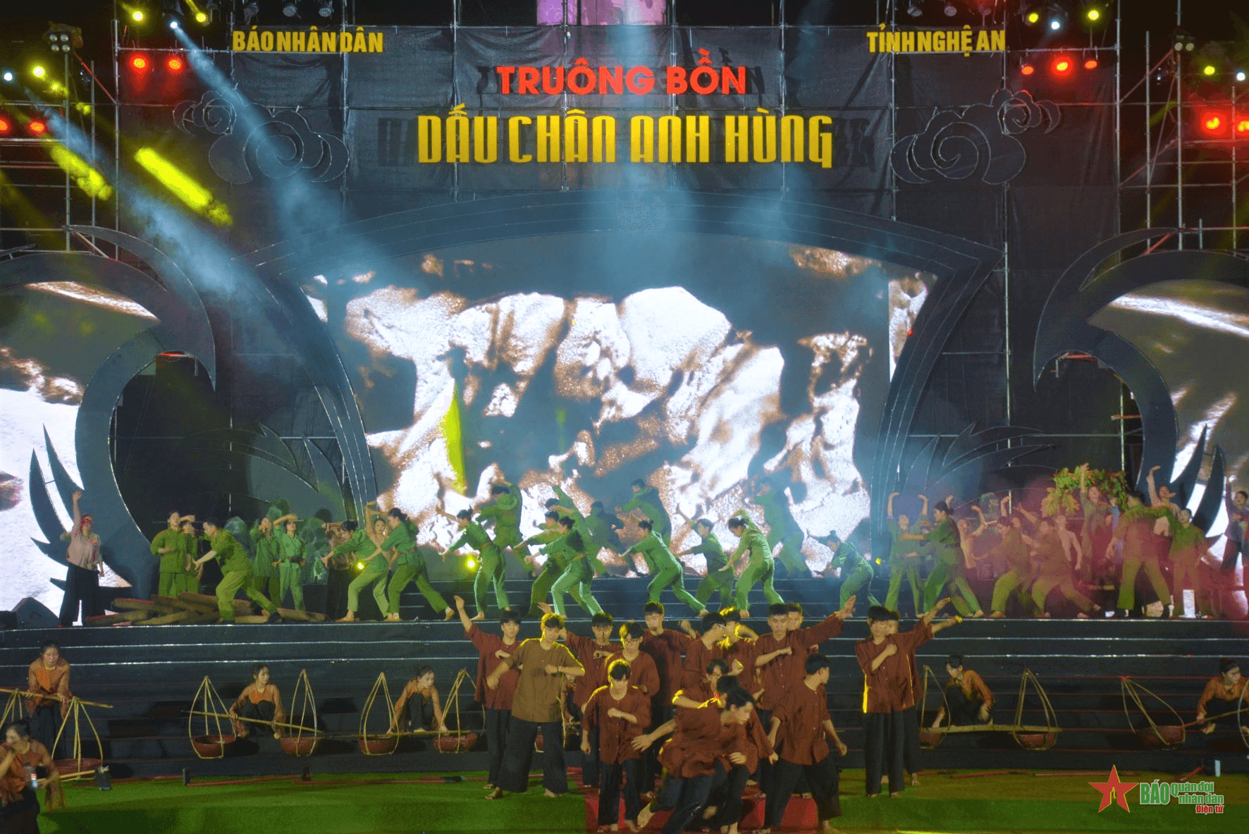 Chương trình nghệ thuật “Truông Bồn-Dấu chân anh hùng”