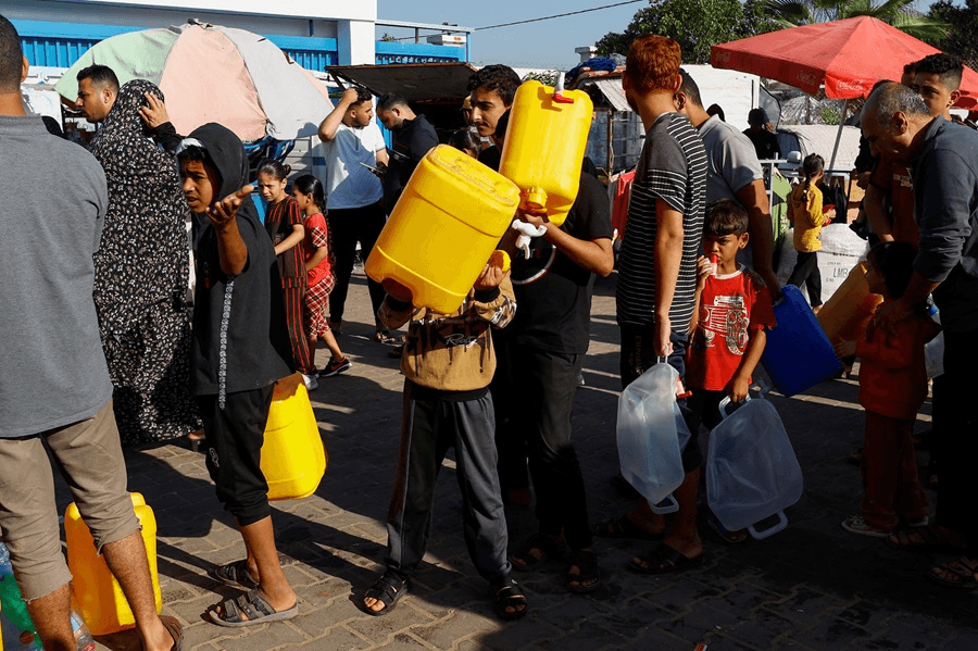 Dải Gaza đang “khát” hàng cứu trợ