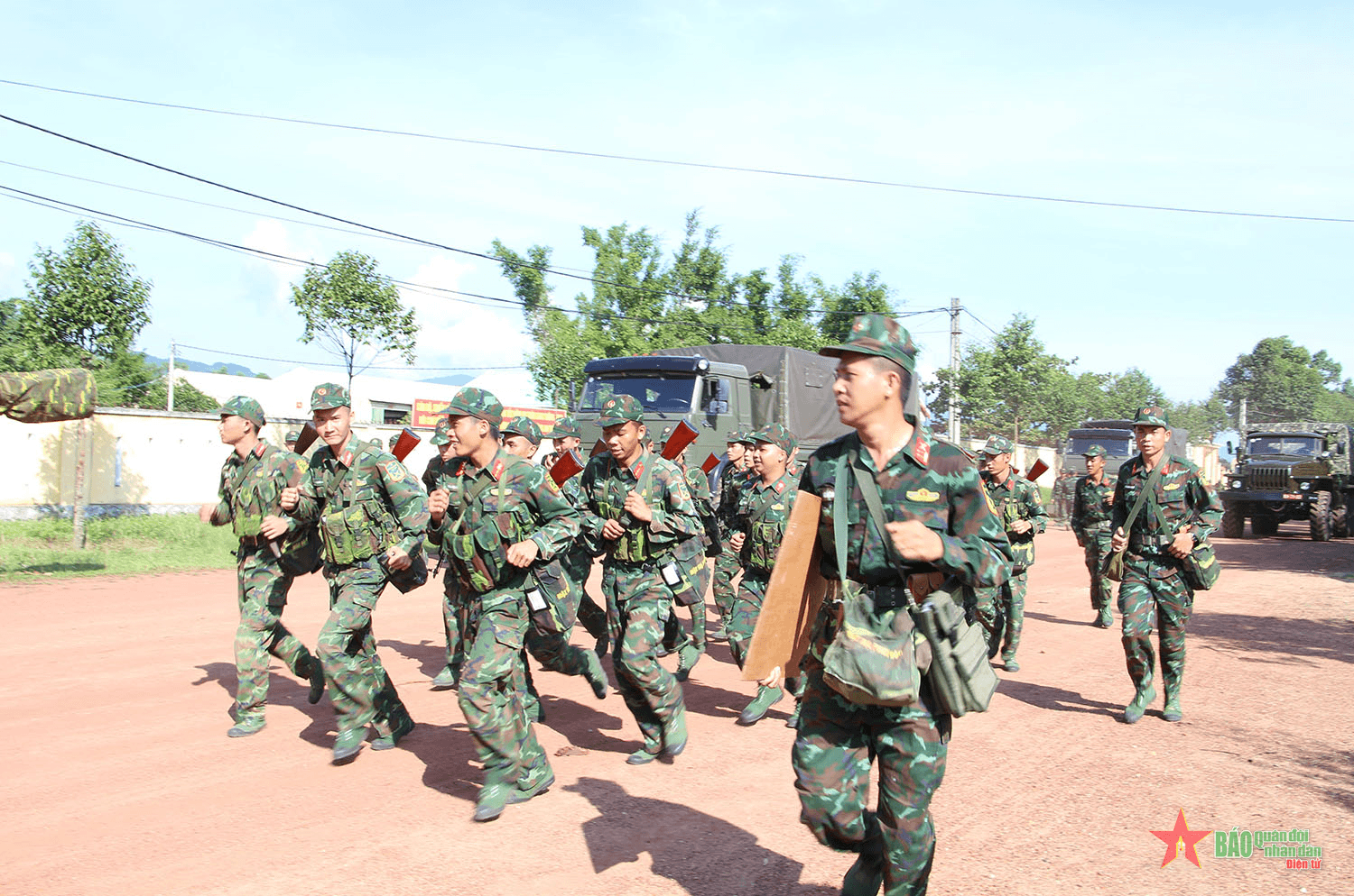 Lữ đoàn Pháo binh 572 (Quân khu 5): Huấn luyện giỏi, đoàn kết tốt, sẵn sàng chiến đấu cao
