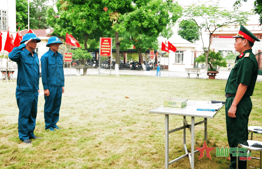 Ban CHQS huyện Mê Linh: Làm tốt công tác giáo dục, rèn luyện đảng viên