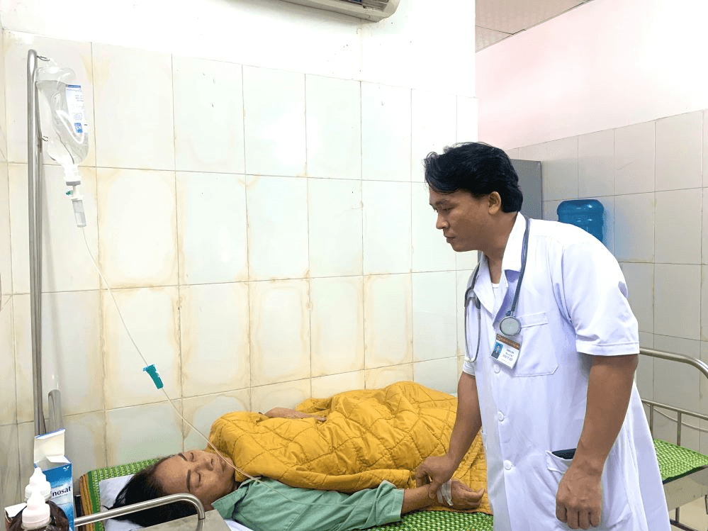 Bác sĩ quân y nhiều tâm huyết