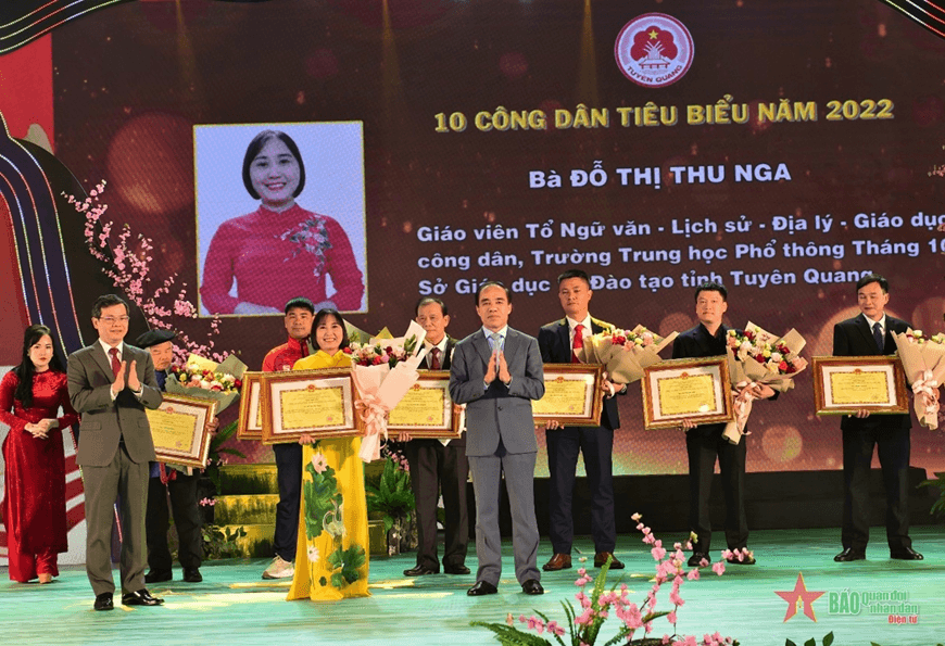 Nghị lực của cô giáo Nga hơn 11 năm chạy thận