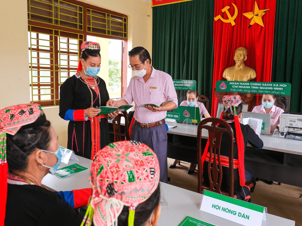 Hỏi-đáp pháp luật: Điều kiện vay vốn và mức lãi suất chính sách tín dụng ưu đãi hỗ trợ đất ở