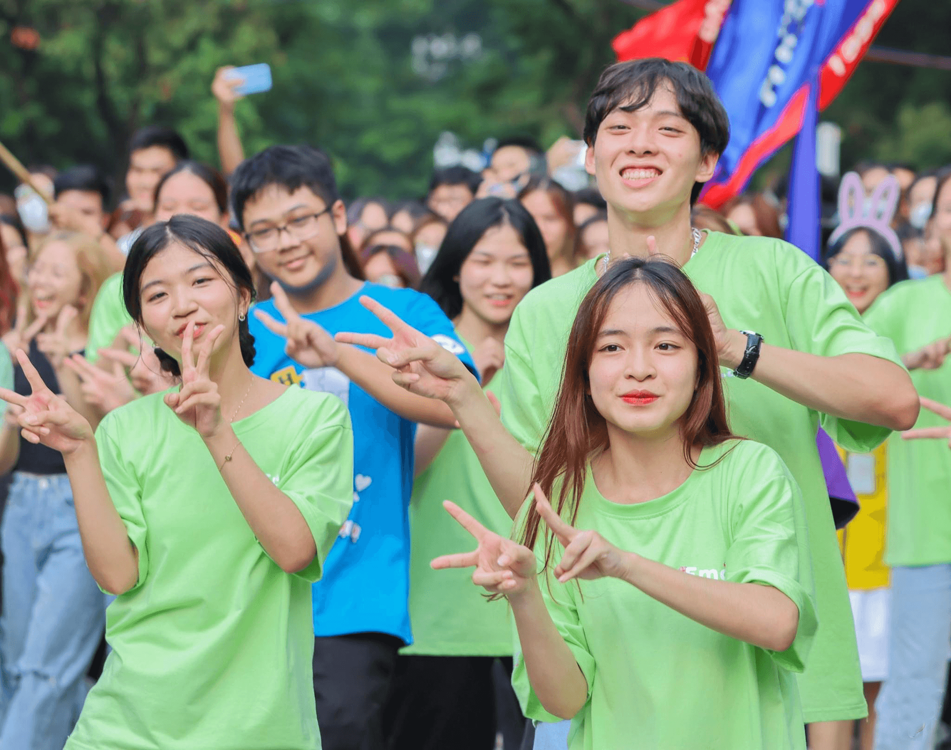 Sân khấu NEU Youth Festival 2023 sẵn sàng “bùng cháy”