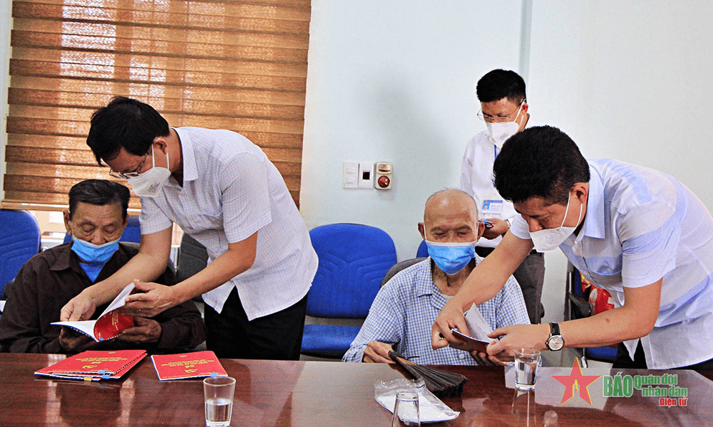 Sâu nặng nghĩa tình
