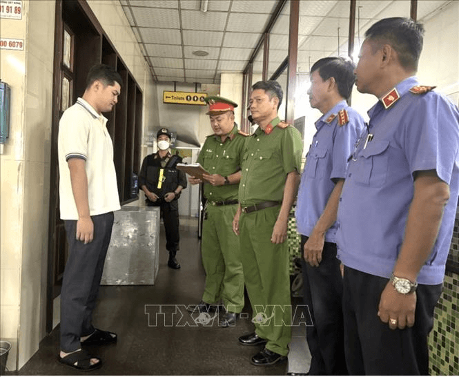 Khởi tố, bắt tạm giam Phó giám đốc Công ty Trách nhiệm hữu hạn Thành Bưởi