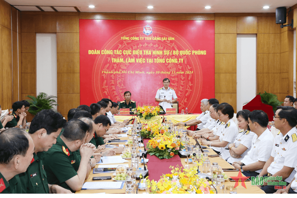 Đoàn công tác Cục Điều tra hình sự Bộ Quốc phòng thăm và làm việc tại Tổng công ty Tân cảng Sài Gòn