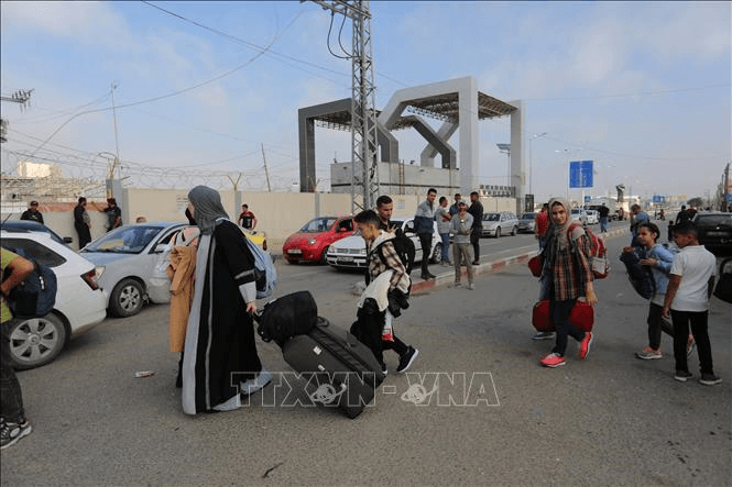 Gaza mở lại cửa khẩu Rafah vào Ai Cập cho người nước ngoài