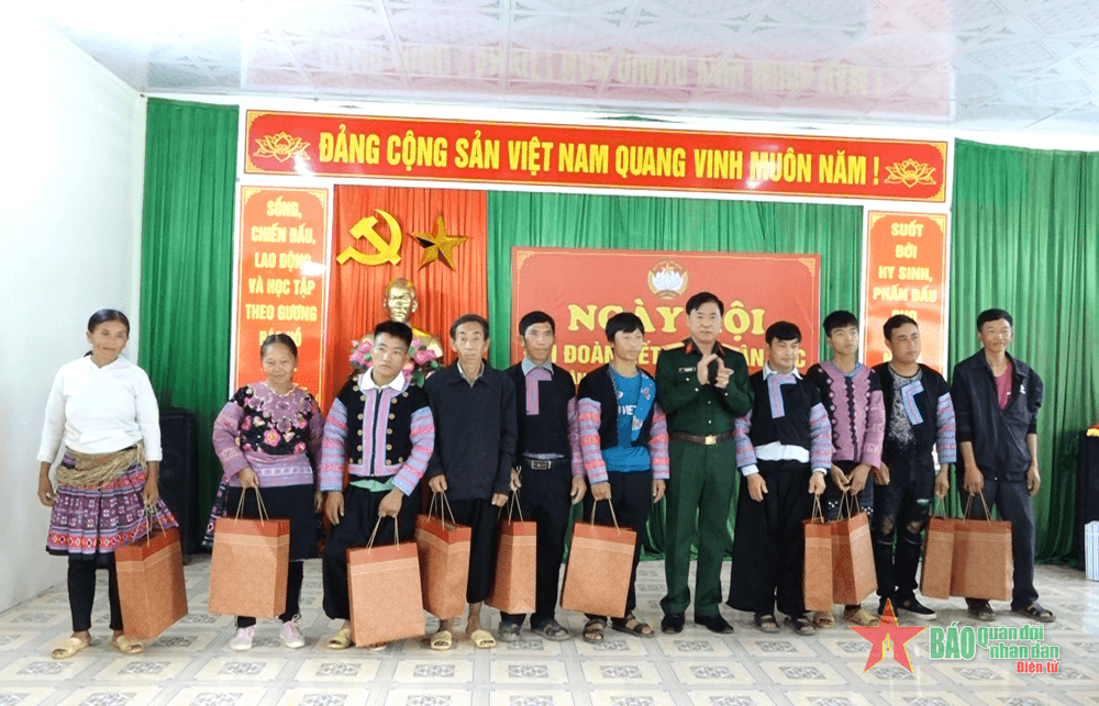 Sơn La: Tưng bừng Ngày hội Đại đoàn kết toàn dân tộc tại bản Bó Nhàng 2