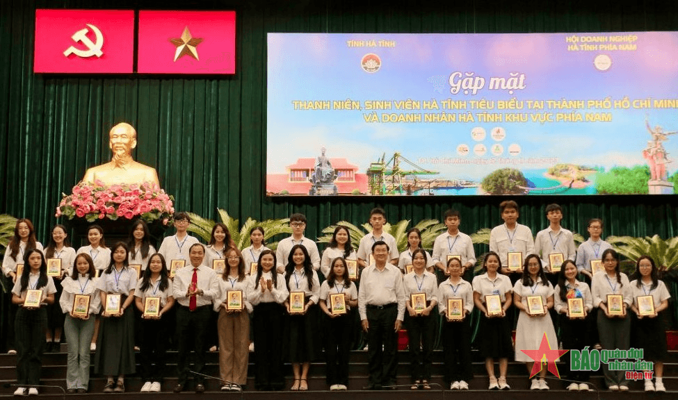 Tỉnh Hà Tĩnh: Biểu dương thanh niên, sinh viên xuất sắc, doanh nghiệp điển hình tại TP Hồ Chí Minh