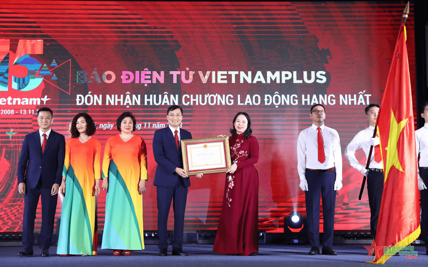 Báo Điện tử VietnamPlus kỷ niệm 15 năm thành lập và đón nhận Huân chương Lao động hạng Nhất