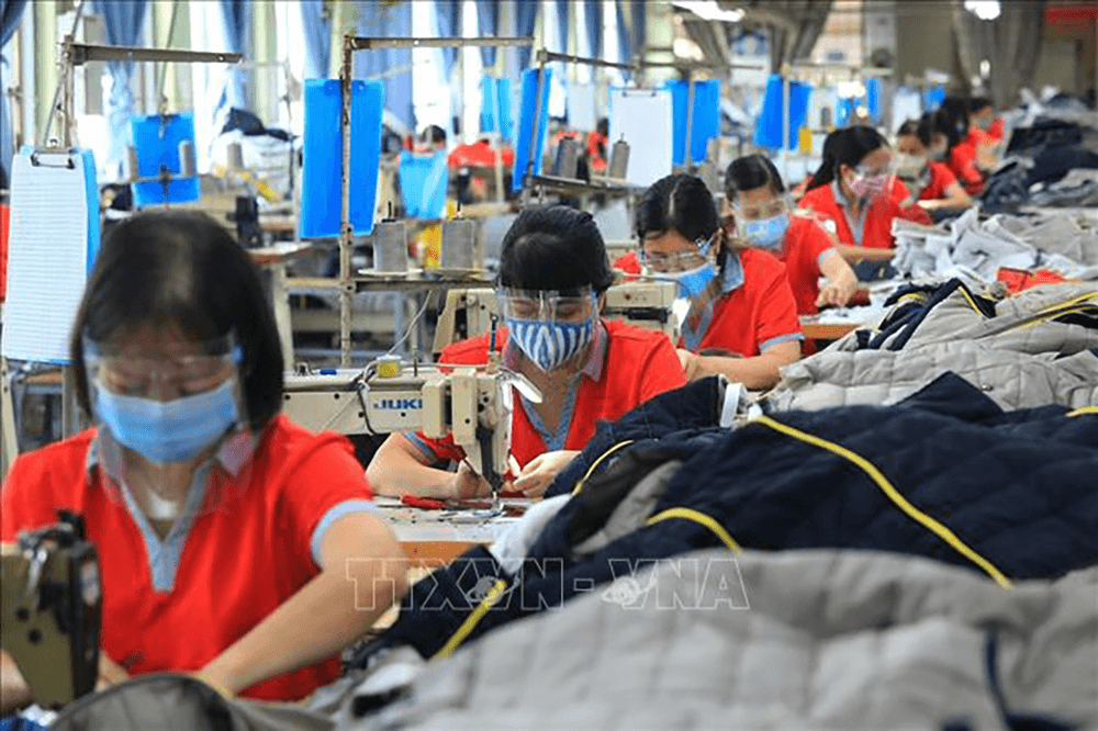 Tạo môi trường để đảng viên công nhân cống hiến